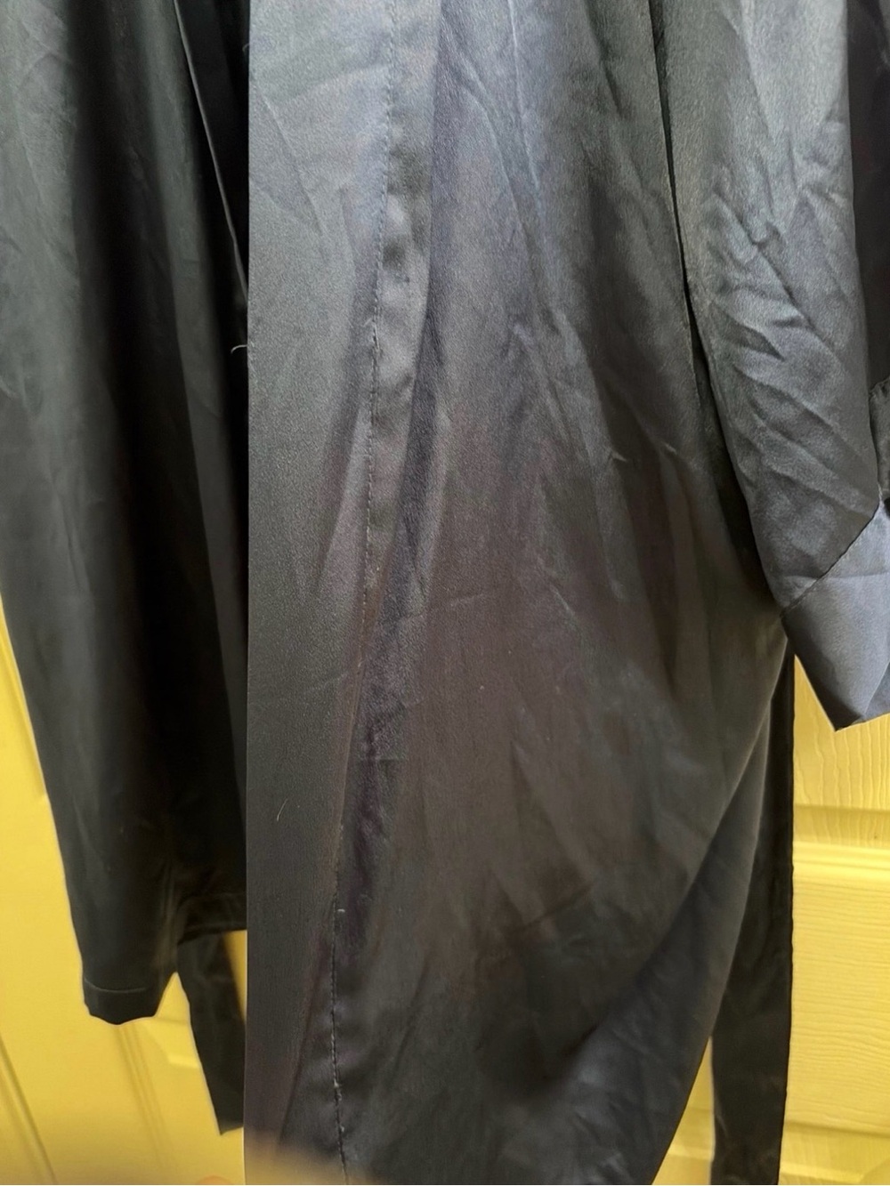2 robes - Picture 6 of 7